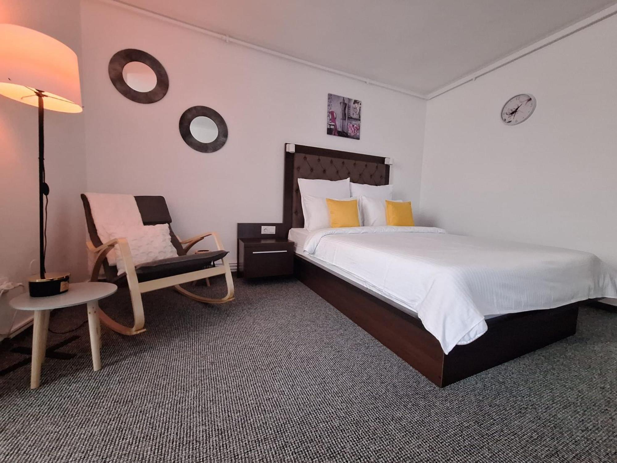 Onyx - Radiance Aparthotel Braşov Extérieur photo
