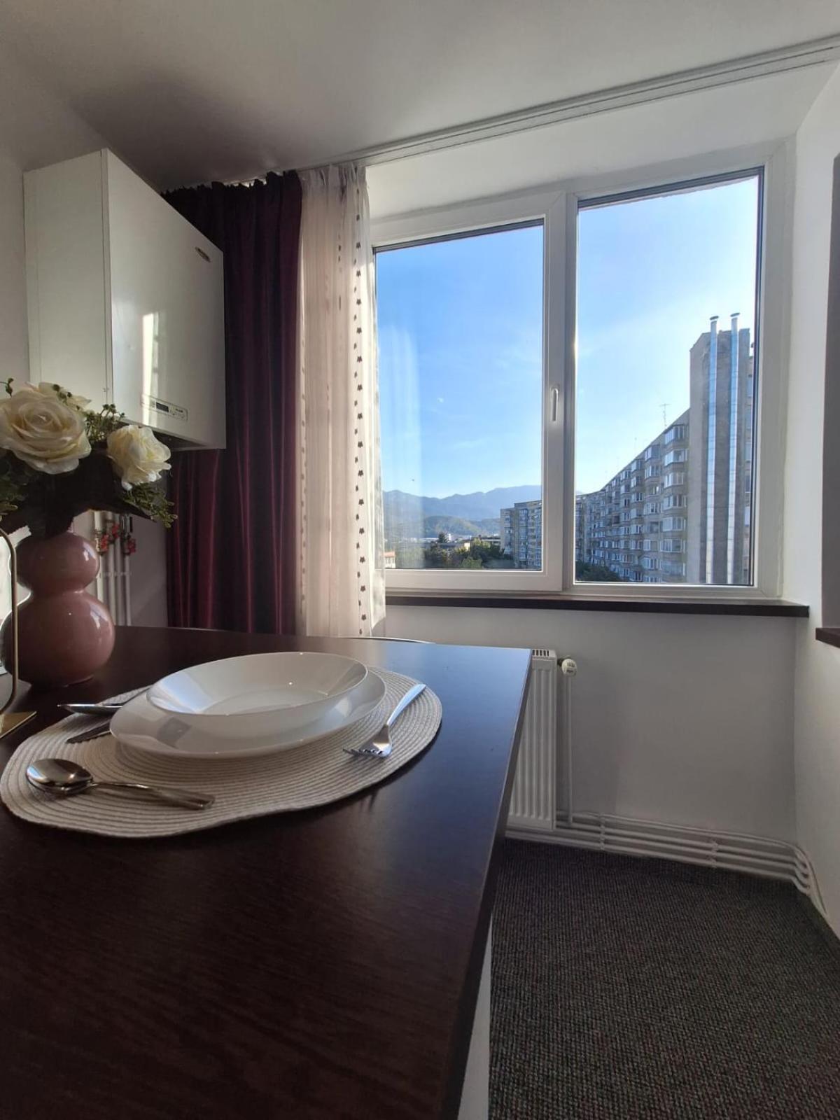 Onyx - Radiance Aparthotel Braşov Extérieur photo